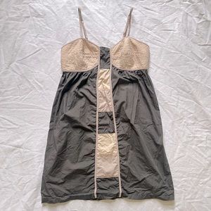 Lilka Sleeveless Colorblock Dress in Grey and Peachy Pink